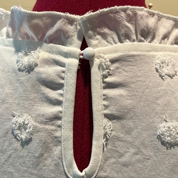 B Top blouse/ High Neck/ Short Sleeves Chenille dots white Size M - Picture 11 of 11
